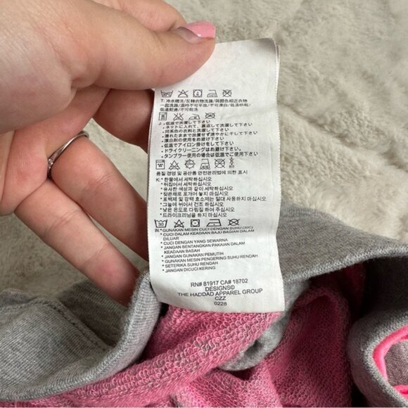 Nike | Vintage Terrycloth Cuffed Athletic Shorts | Size Medium (10-12 Years) - Picture 10 of 15